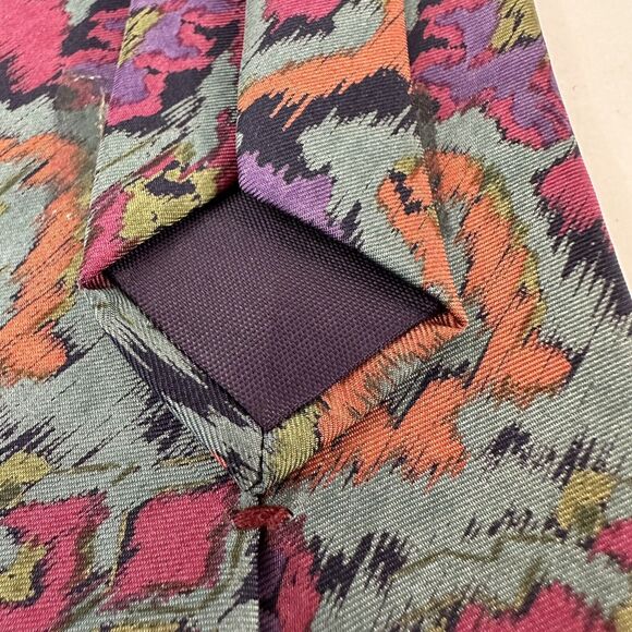 Muliti Color Men's Neck Tie Unbranded Gray w/Pink/Purple/Orange/Black Abstract - Picture 5 of 9